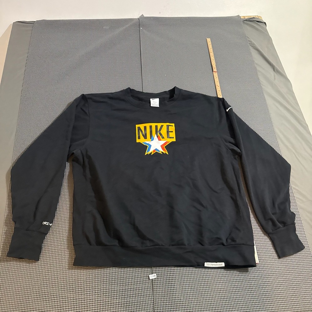 Nike Standard Issue Dri-FIT Sweatshirt Mens Large Black Graphic Star Logo Crew